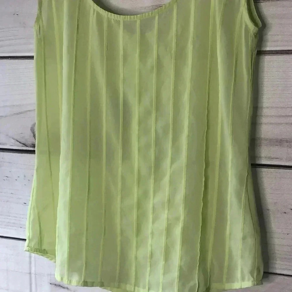 Jessica Simpson Yellow Sheer Pullover Blouse XS - Picture 2 of 9